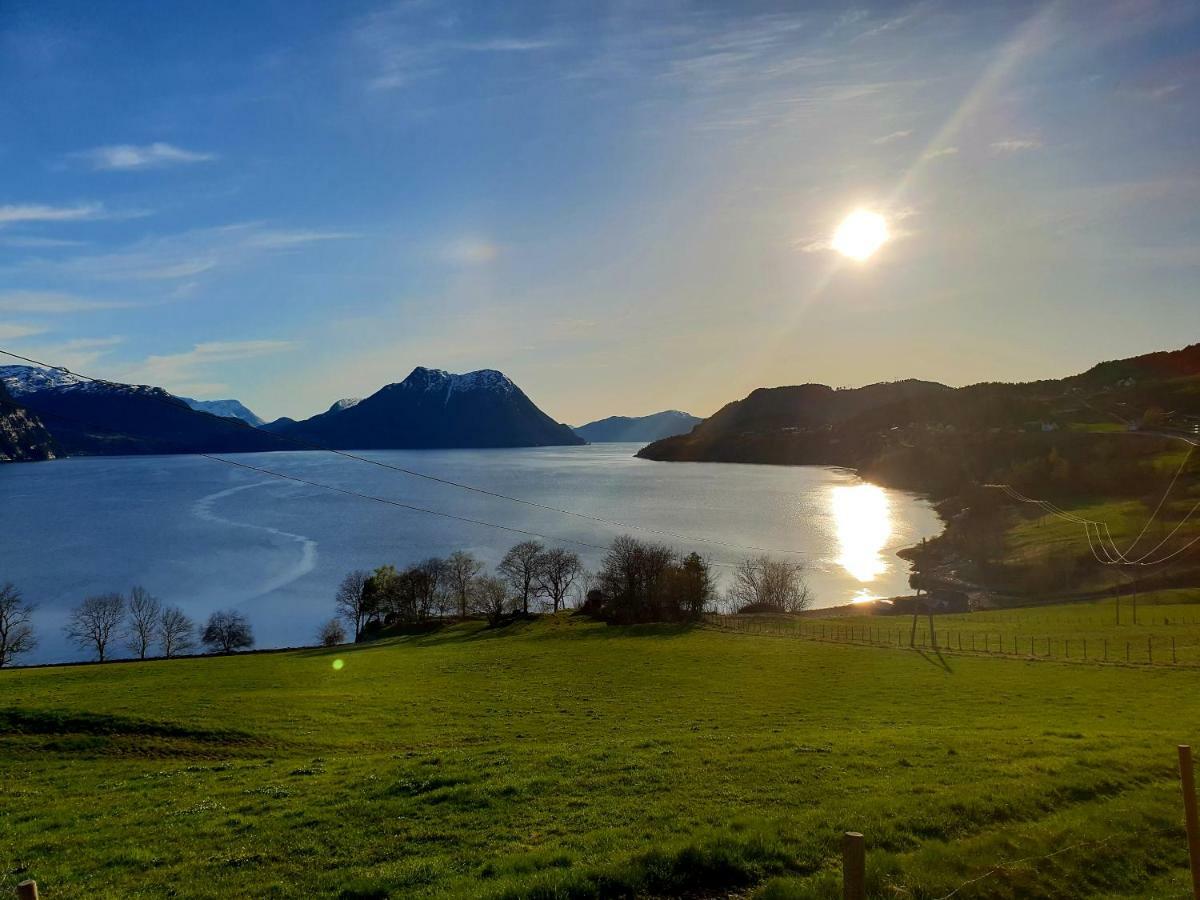 Fjords View Villa Sjoholt ภายนอก รูปภาพ